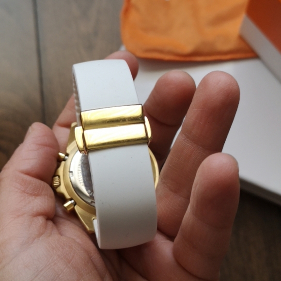 Folli Follie white and gold watch - Picture 6 of 11